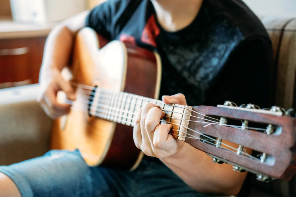 Beginners Guide: How to Play Guitar